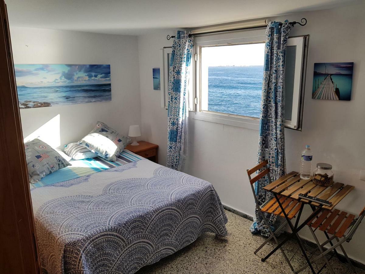 Bed And Breakfast By The Sea Pozo Izquierdo Esterno foto
