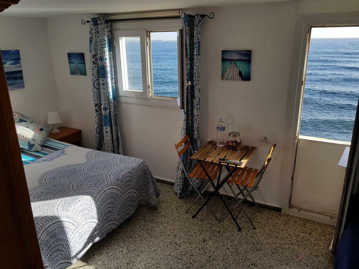Bed And Breakfast By The Sea Pozo Izquierdo Esterno foto