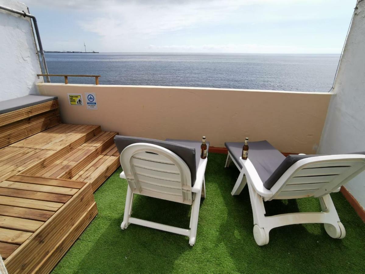 Bed And Breakfast By The Sea Pozo Izquierdo Esterno foto