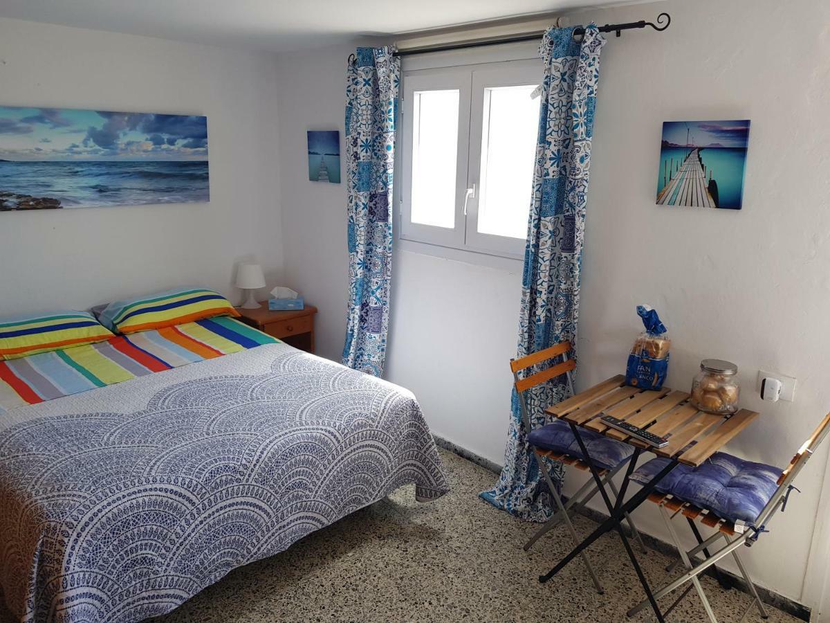 Bed And Breakfast By The Sea Pozo Izquierdo Esterno foto